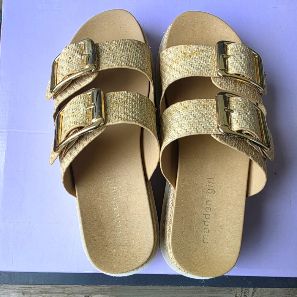Madden Girl Mythical Slides Double-Buckle Sandals Woven Women's Sz. 6.5 - Picture 3 of 8